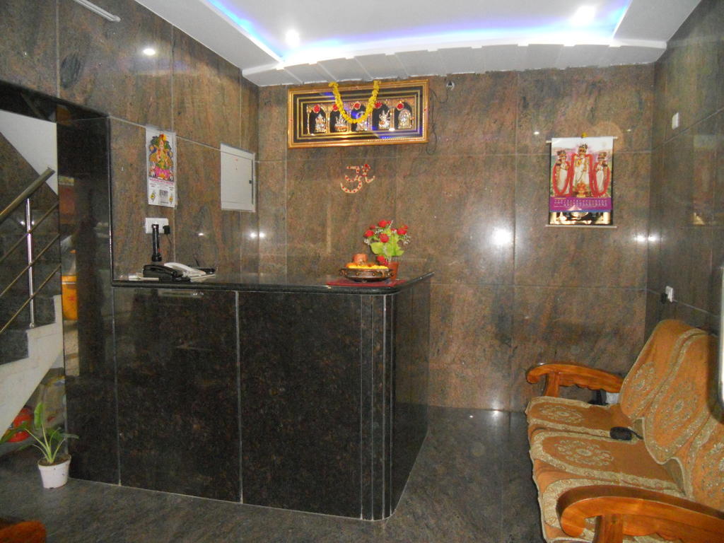 Hotel Sahasra Residency Tirupati Luaran gambar